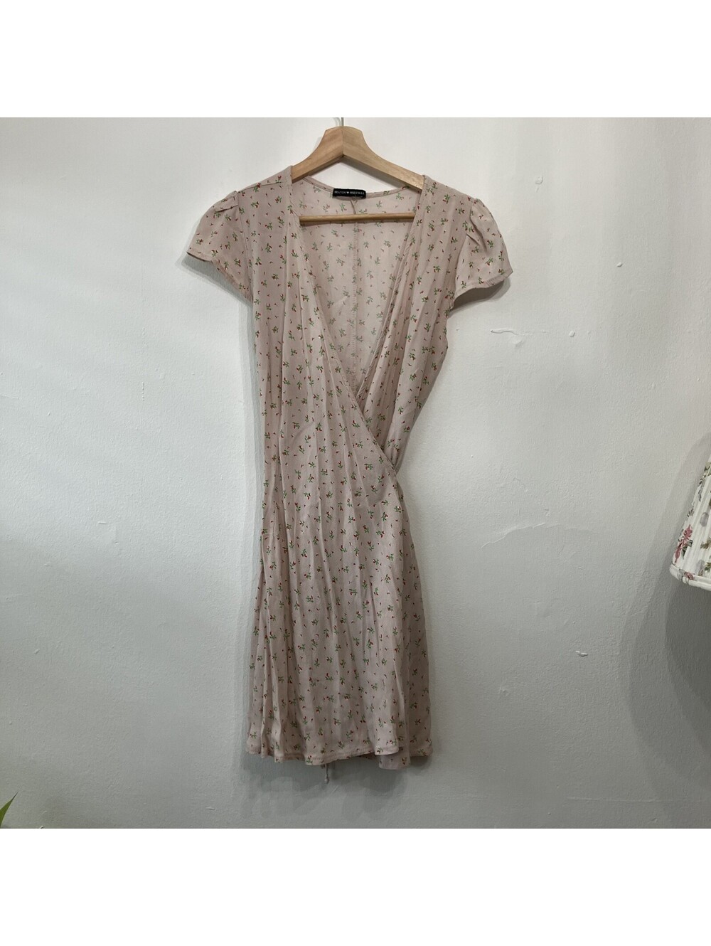 Brandy Melville Ditsy Floral Dainty Wrap Dress Feminine Retro One Size Coquette